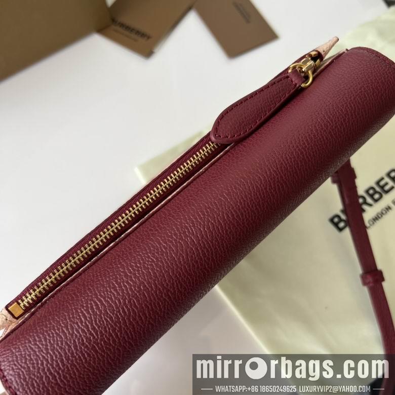 Burberry Bags 40609731 22X17X5.5cm YG 3colour