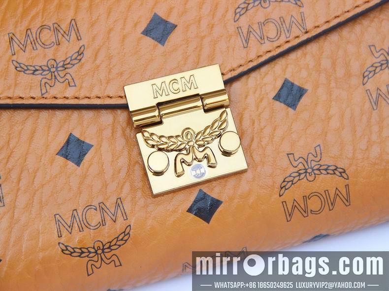 MCM Bags MCM CA20499 18.5x11x4cm dy10
