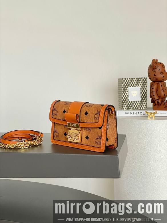 MCM Bags L090 18.5X5X11cm XM
