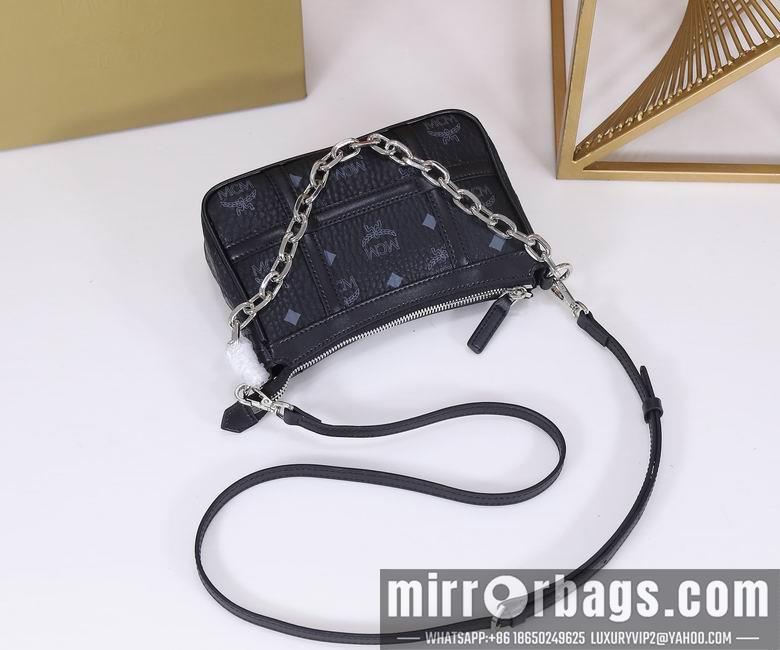 MCM Bags CA6204 12.5X21X5