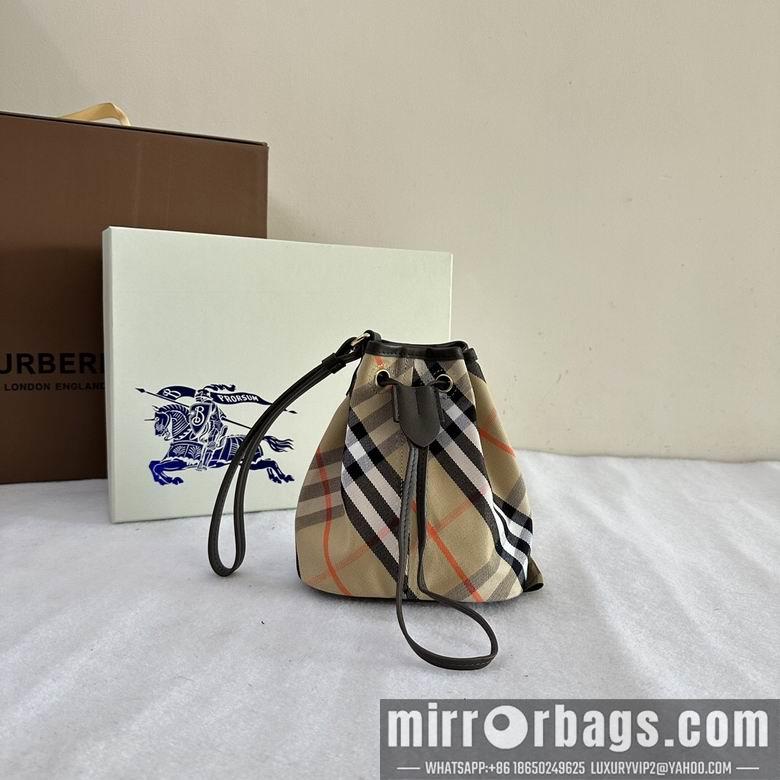 Burberry Bags 16X10.5X18cm 031104 IQ 2colour