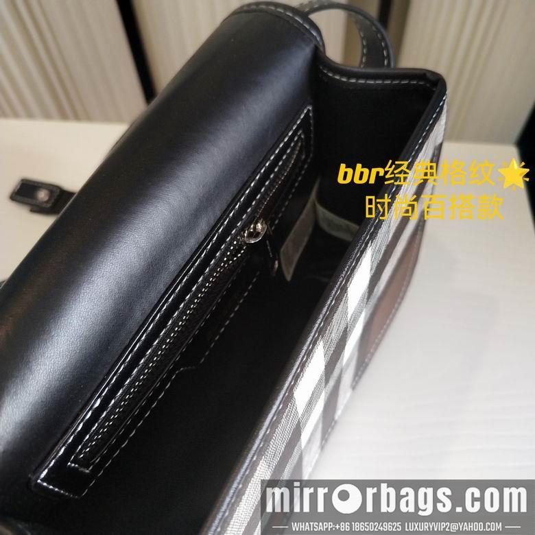 Burberry Bags 22X19cm 060826 XMY 2colour