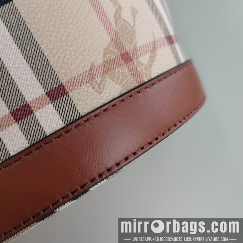 Burberry Bags 80111133 24.5X16X29cm IQ