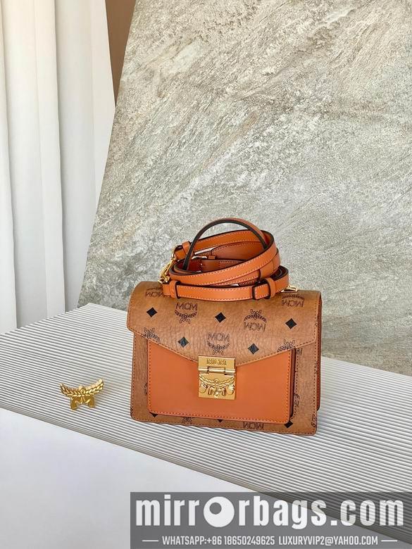 MCM Bags MWPBAW005CO001 21X8X17cm EY