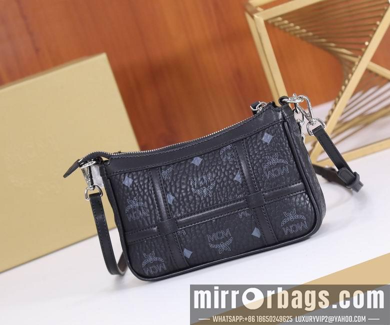 MCM Bags CA6204 12.5X21X5