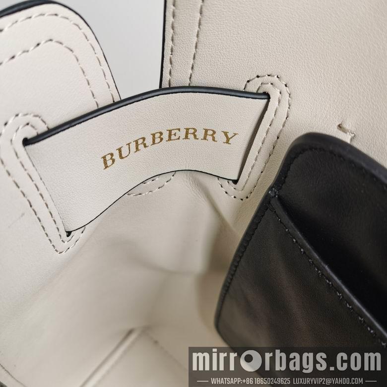 Burberry Bags 7901 36x15.5x23cm HQ