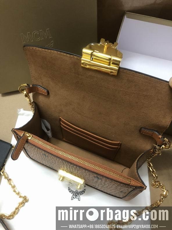 MCM Bags MCM 6801 11x18.5x5cm dy11