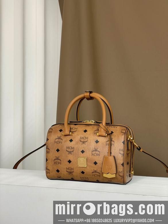 MCM Bags MWBAASE03CO001 23X11X15cm EY