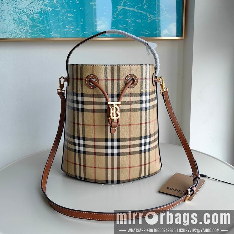 Burberry Bags 16X26X26cm 081306 IQ