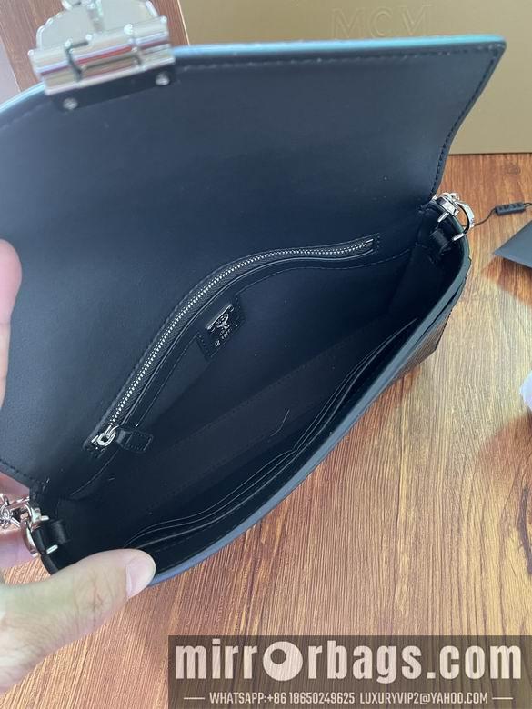 MCM Bags 20533 medium DY 3