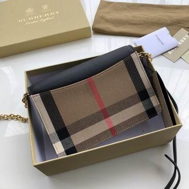 Burberry Bags 40681441 19X13.5X5cm YG 3colour