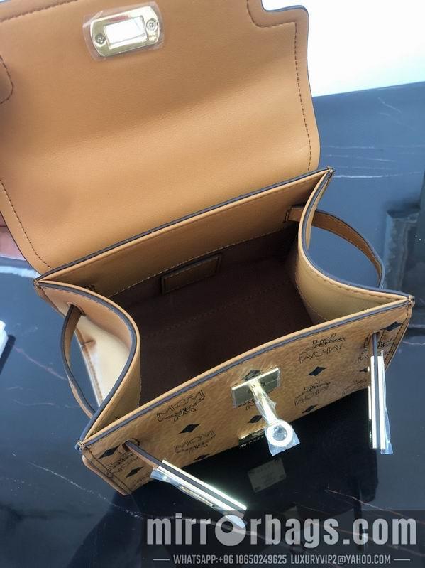 MCM Bags MCM 10039 18.5X9.5X14.5cm dy11
