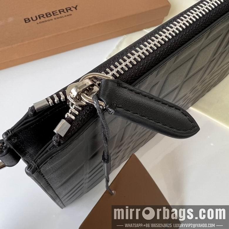 Burberry Bags 80493261 30x20cm