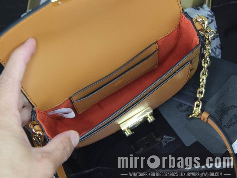 MCM Bags 141804 14x18x4cm DY