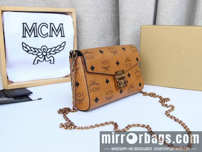 MCM Bags MCM CA20499 18.5x11x4cm dy10