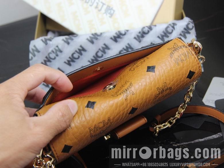 MCM Bags 141804 14x18x4cm DY