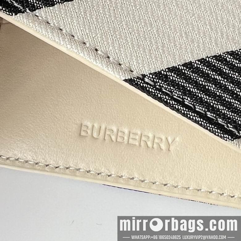 Burberry Bags 80895201 11X10cm IQ 2colour
