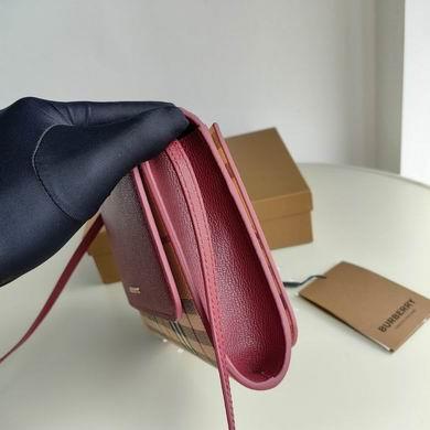 Burberry Bags 40609731 22X17X5.5cm IQ 3colour