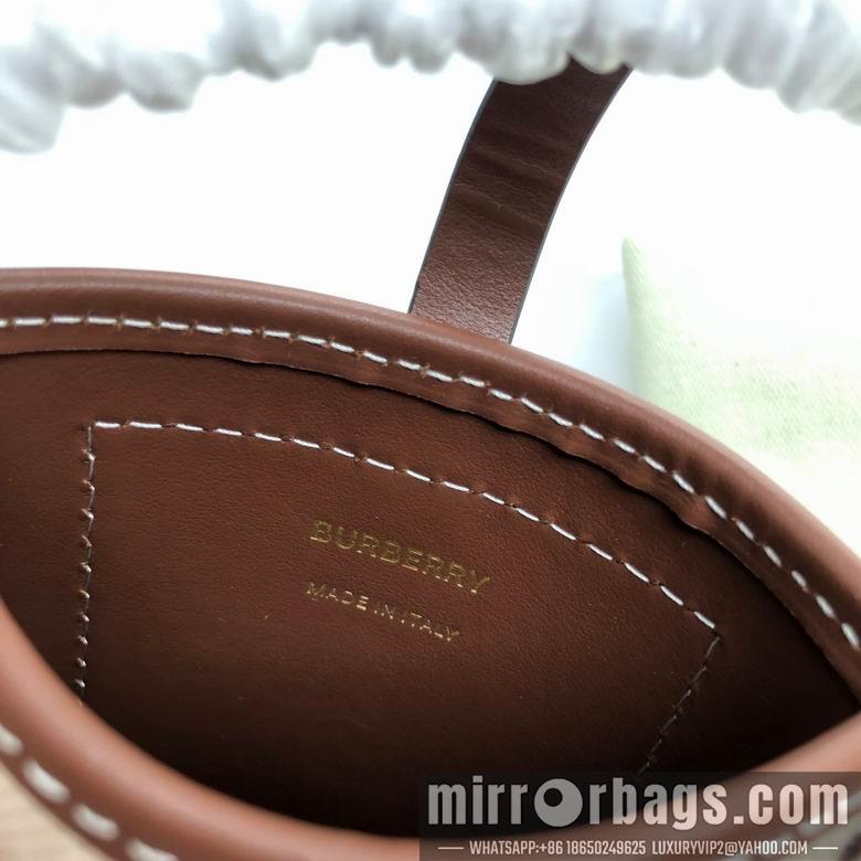 Burberry Bags 12X3.5X18cm 082701 IQ 4colour