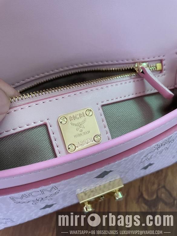 MCM Bags 20534 trumpet DY 3