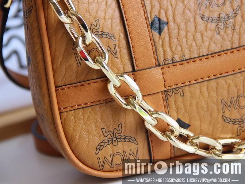 MCM Bags CA6204 12.5X21X5