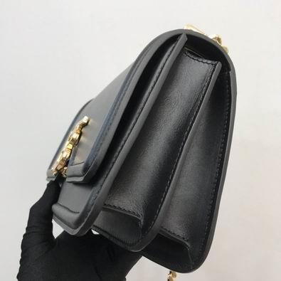 Burberry Bags Burberry 31111 21x6x16cm yz3