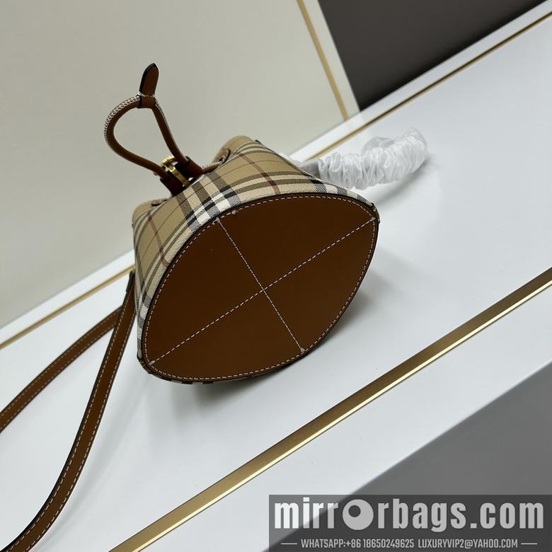 Burberry Bags Bur 8054 16.5x11x18.5cm ww1