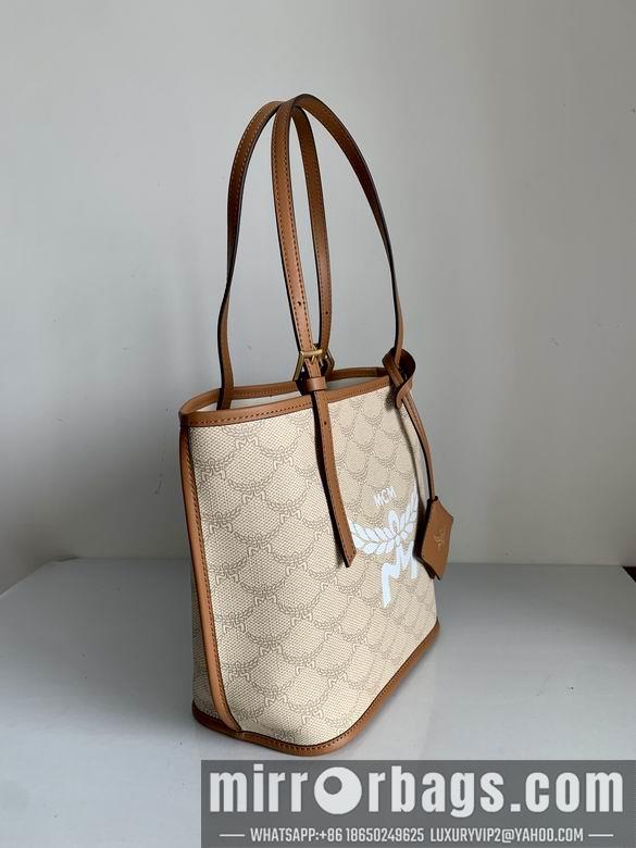 MCM Bags 132221 13X22X21.5cm EY