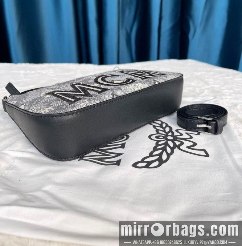 MCM Bags MCM 21X12.5X5CM dy