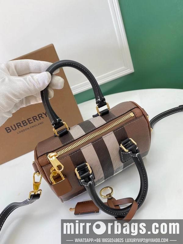 Burberry Bags Burberry 8372 18.5x11x12cm ww