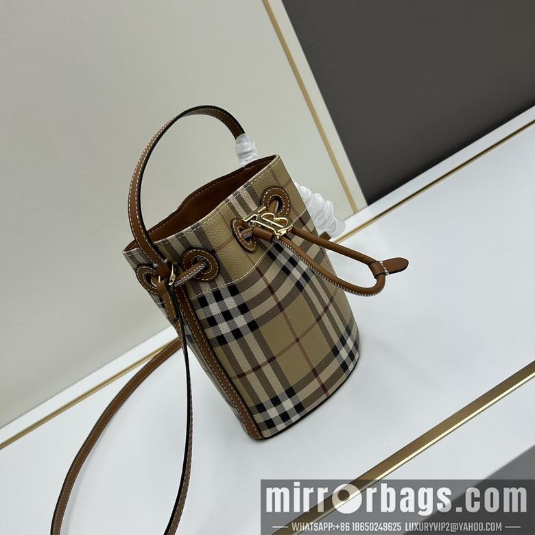 Burberry Bags Bur 8054 16.5x11x18.5cm ww1