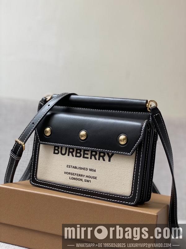 Burberry Bags 6111 19.5x15 yz 01