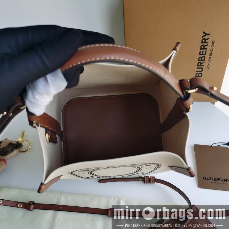 Burberry Bags 80268241 21X16.5X25cm IQ