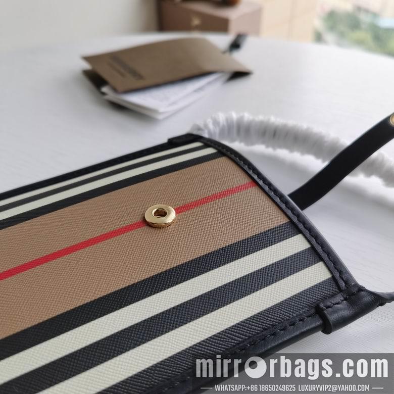 Burberry Bags 12X3.5X18cm 082701 IQ 4colour