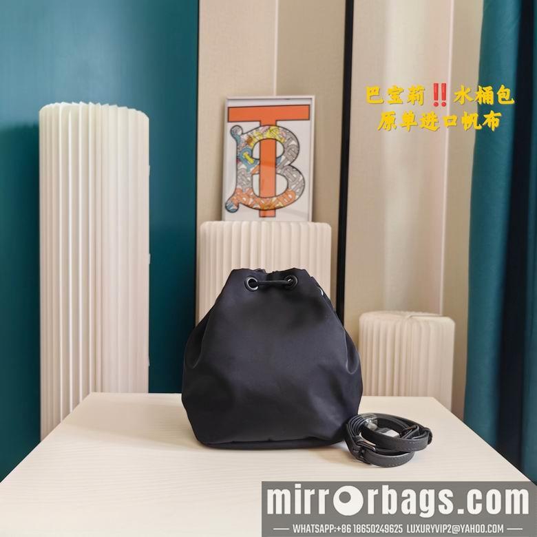Burberry Bags 18X22cm 060827 XMY 2colour