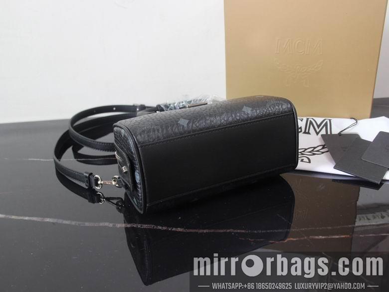 MCM Bags 30199 18.5x10x8cm DY 4