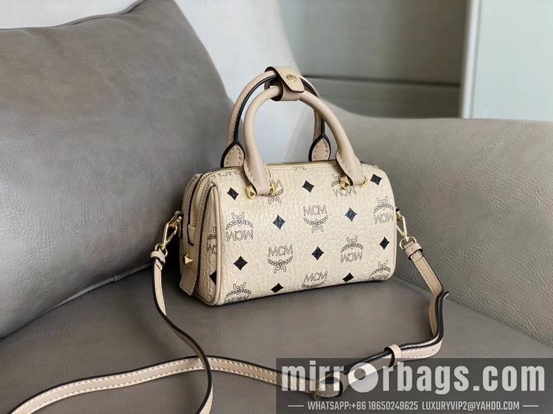 MCM Bags CA6213 18.5X10X8 dy