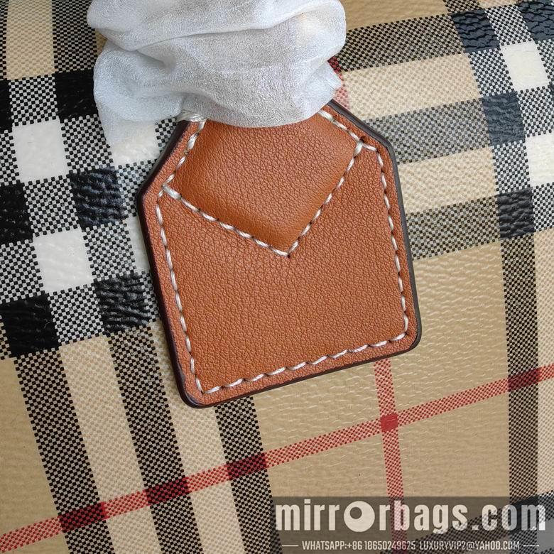 Burberry Bags 30X15X21cm 070604 IQ