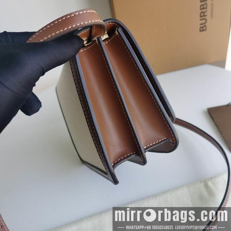 Burberry Bags 21X10X15cm 040606 XM