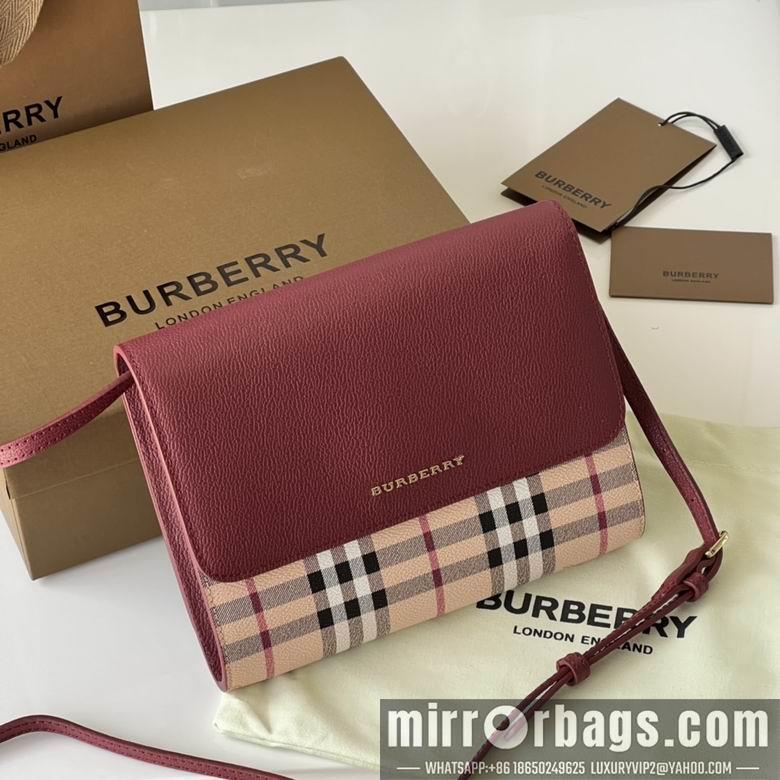 Burberry Bags 40609731 22X17X5.5cm YG 3colour