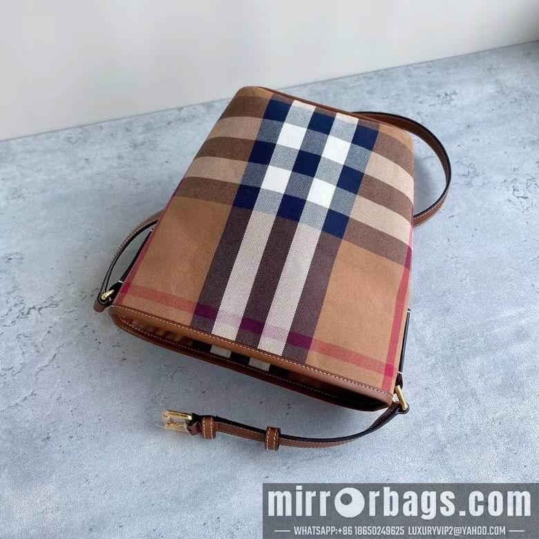 Burberry Bags 16X22X15.5cm 081609 IQ