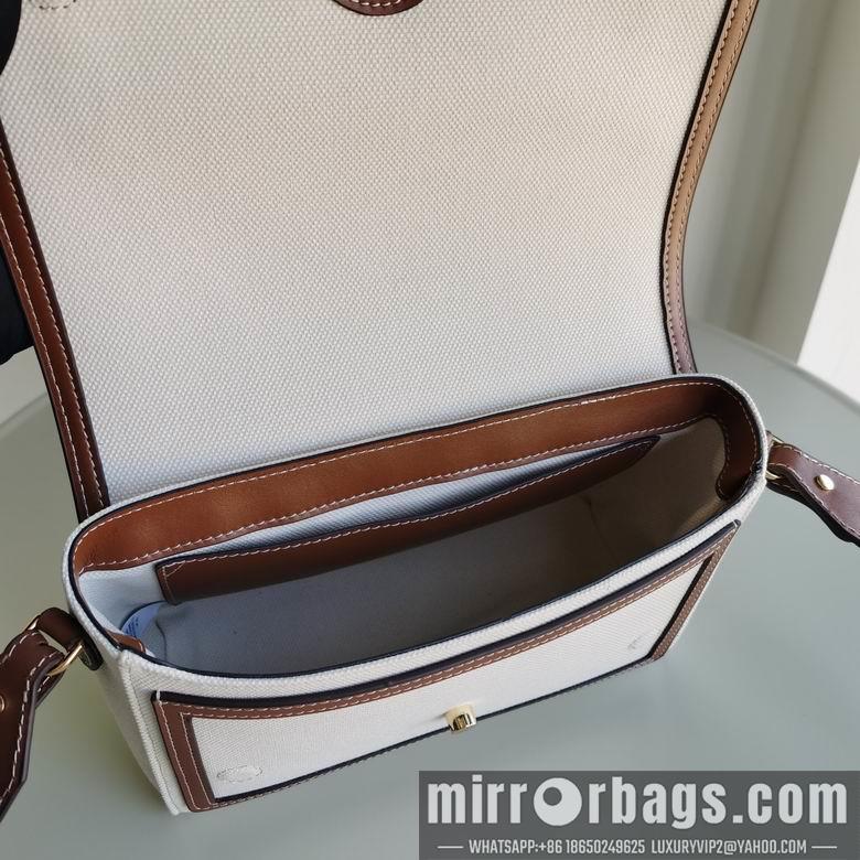 Burberry Bags 80211101 25X18X8.5cm IQ