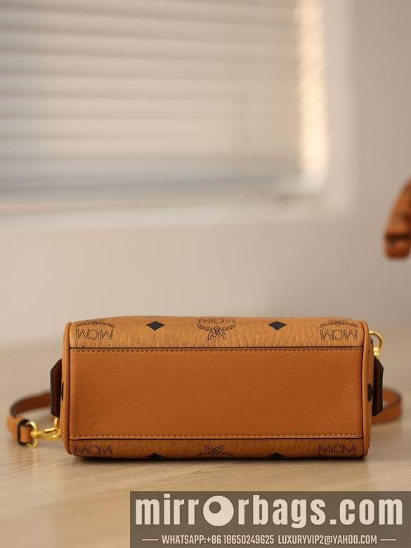 MCM Bags F801 180X95mm XM