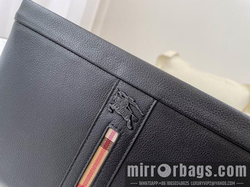Burberry Bags 5568-1 28.5X18X2.5cm XM