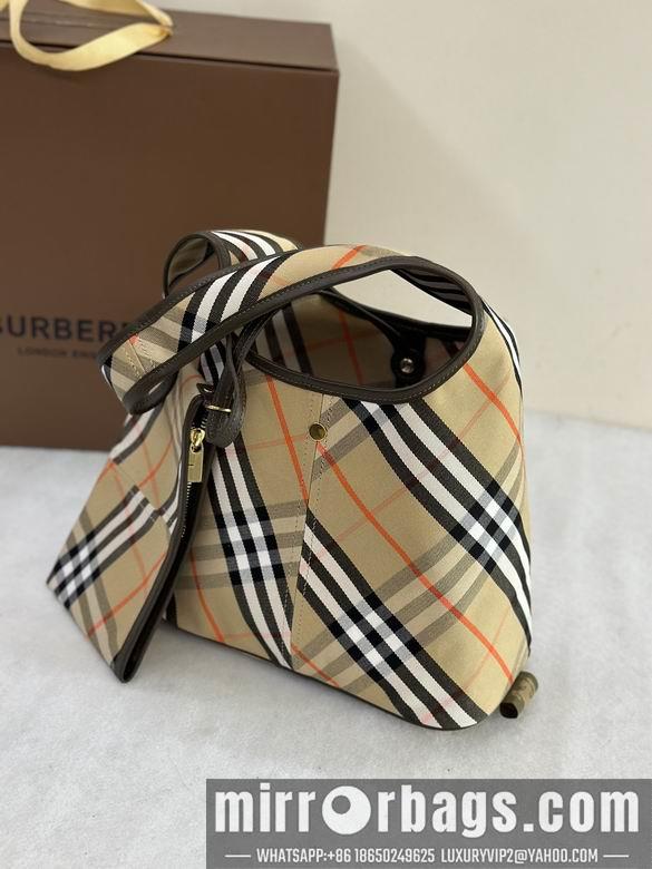 Burberry Bags 26.5X13.5X46.5cm 102302 IQ
