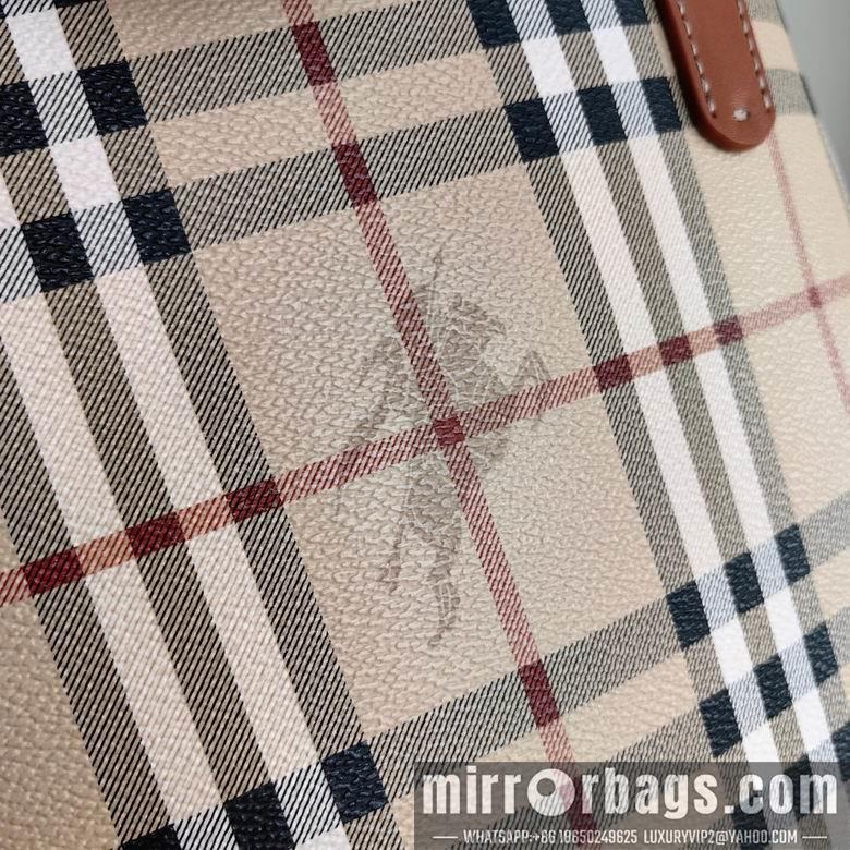 Burberry Bags 29X27X10cm 042505 IQ