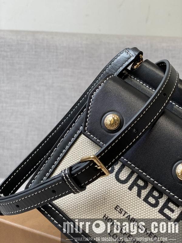 Burberry Bags 6111 19.5x15 yz 01