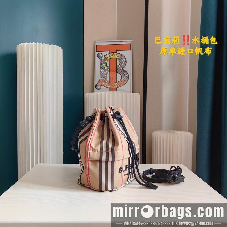 Burberry Bags 18X22cm 060827 XMY 2colour