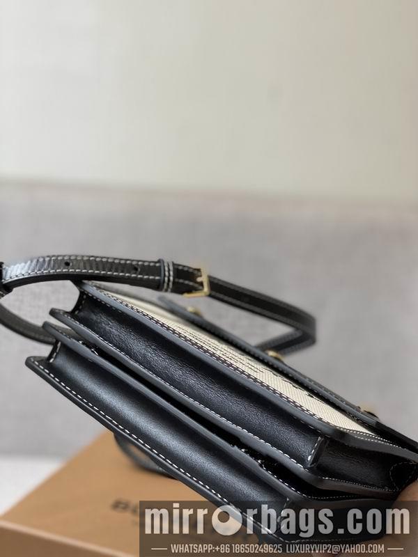 Burberry Bags 6111 19.5x15 yz 01