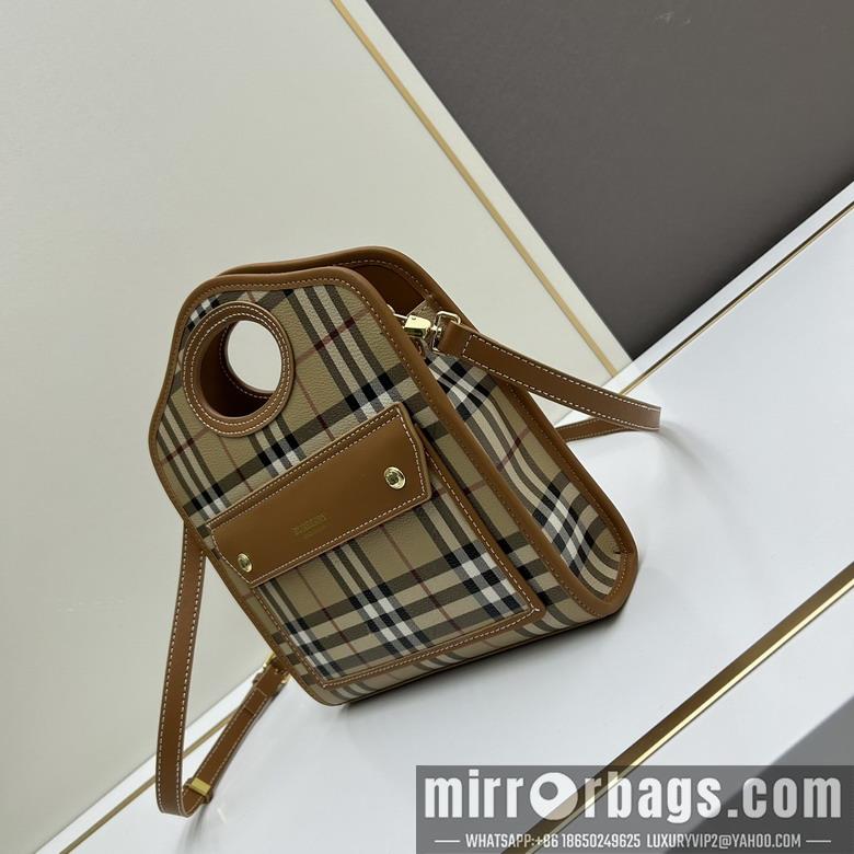 Burberry Bags Bur 8320 23x6x26.5cm ww1